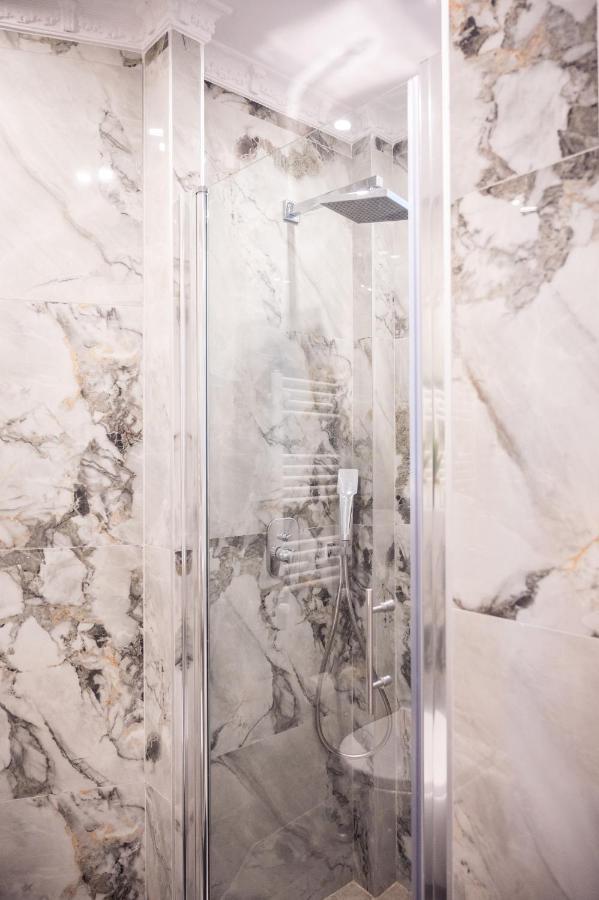 Luxury Central Apartment Salonicco Esterno foto